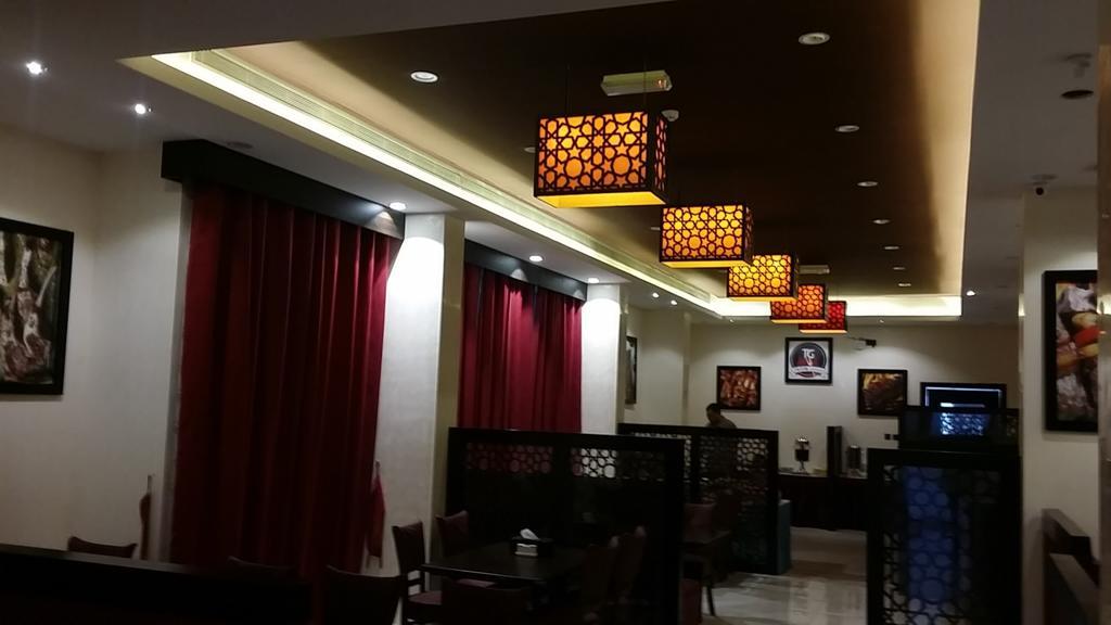 Remas Hotel Suites - Al Khoudh, Seeb, Muscat Buitenkant foto
